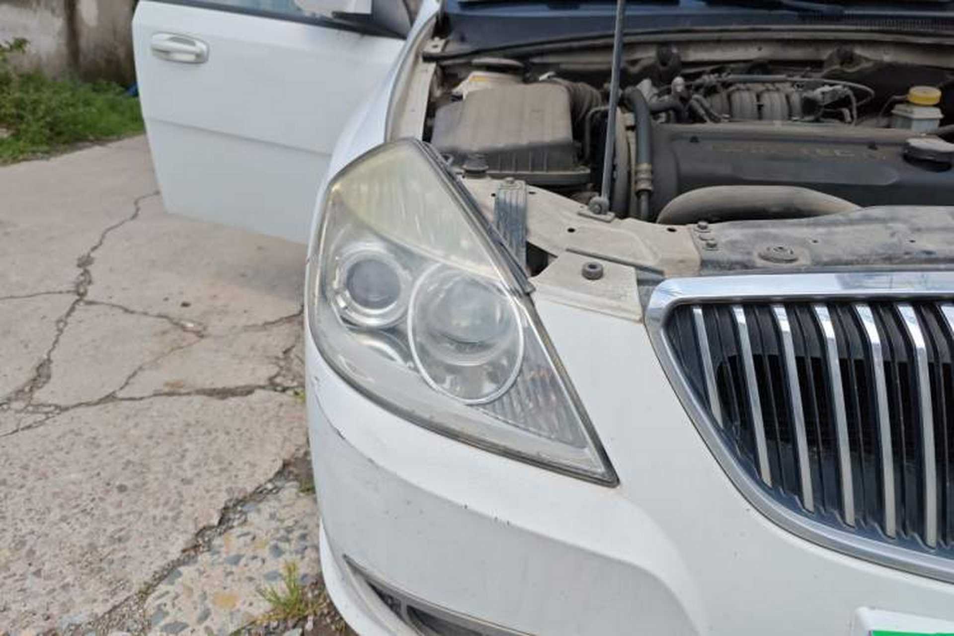 Used Buick Excelle 2011 1.6 LE-AT Right Front Headlight