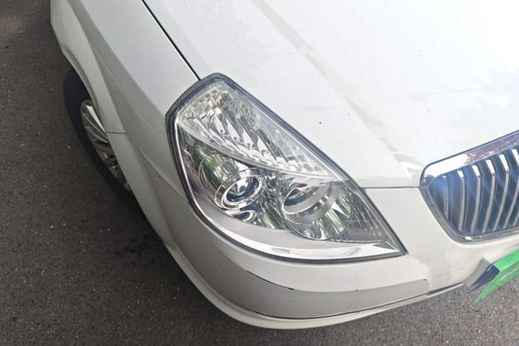 Used Buick Excelle 2011 1.6LX-AT Right Front Headlight