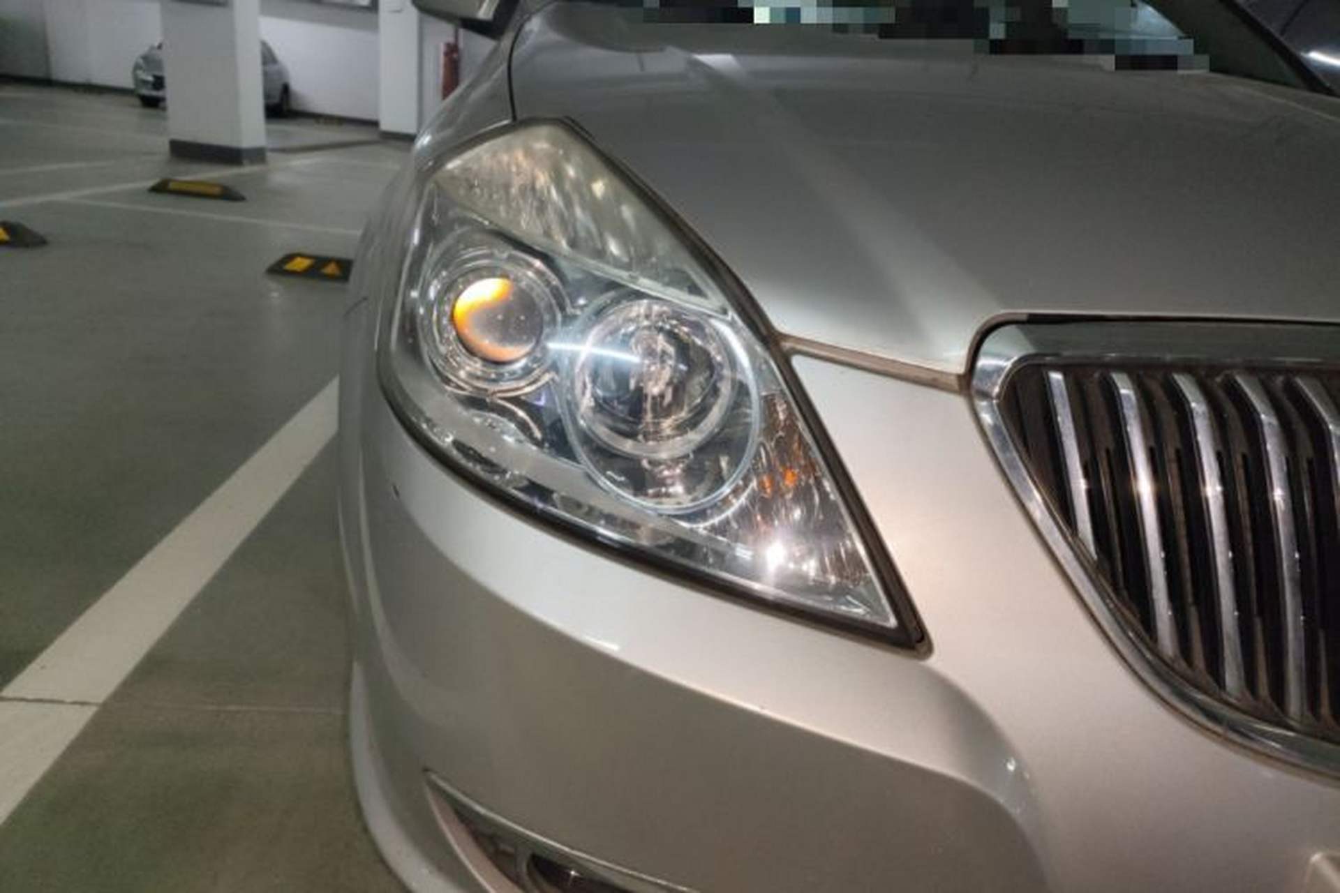 Used Buick Excelle 2011 1.6LX-AT Right Front Headlight