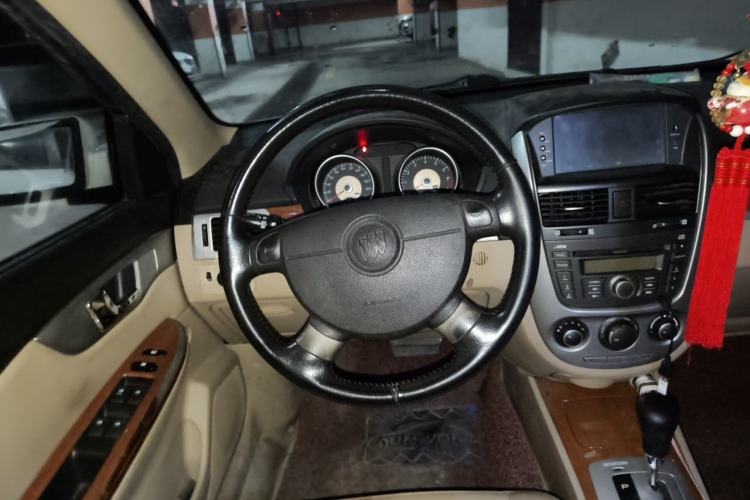 Used Buick Excelle 2011 1.6 LE-AT Steering Wheel
