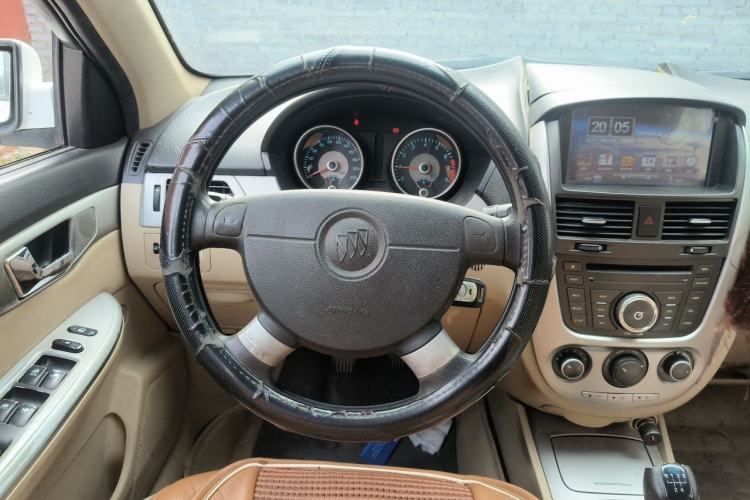 Used Buick Excelle 2011 1.6 LX-MT Steering Wheel