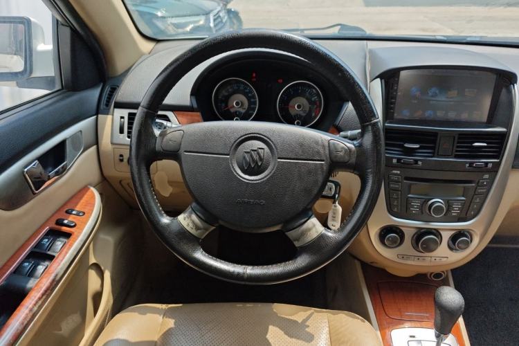 Used Buick Excelle 2011 1.6 LE-AT Steering Wheel