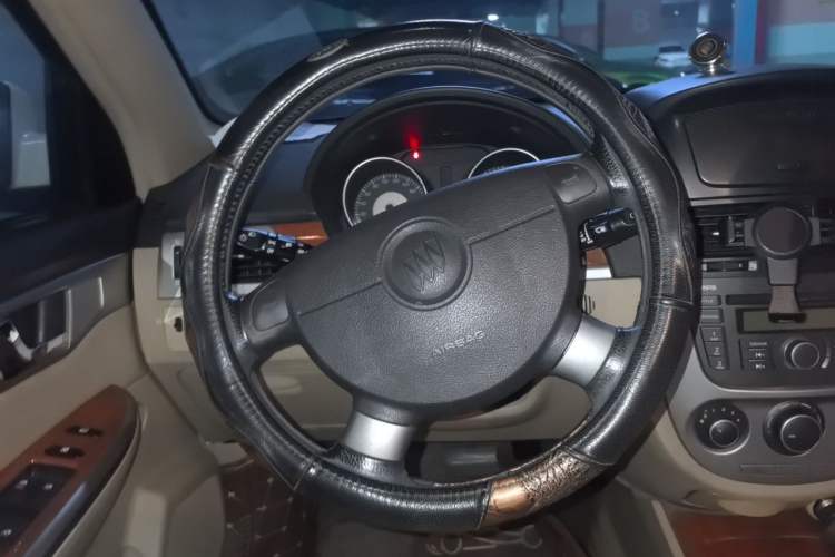 Used Buick Excelle 2011 1.6 LE-AT Steering Wheel