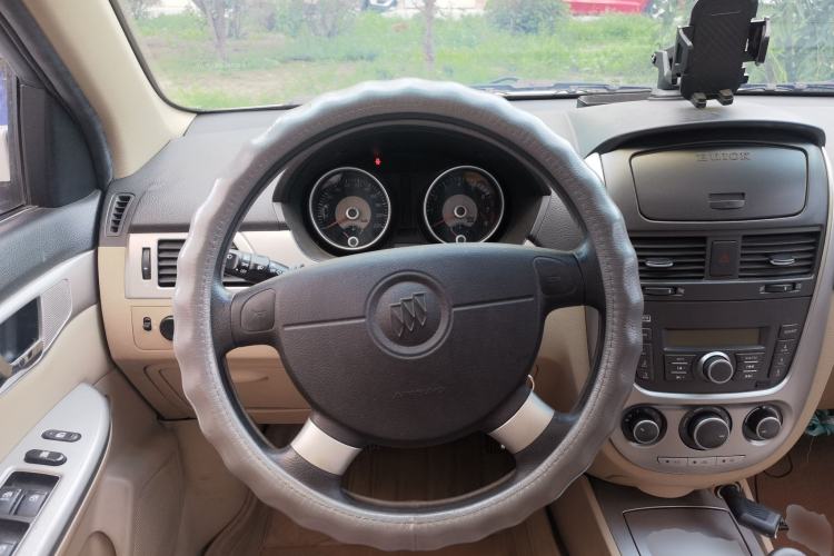 Used Buick Excelle 2011 1.6 LX-MT Steering Wheel