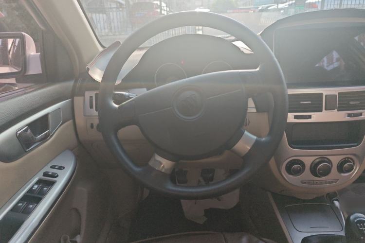 Used Buick Excelle 2011 1.6 LX-MT Steering Wheel