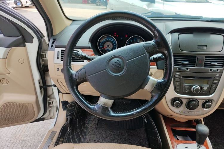 Used Buick Excelle 2011 1.6 LE-AT Steering Wheel