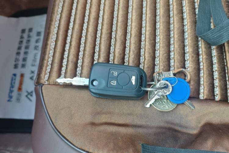 Used Buick Excelle 2011 1.6 LX-MT Vehicle Key