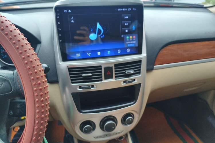 Used Buick Excelle 2011 1.6 LE-AT Audio And AC Panel