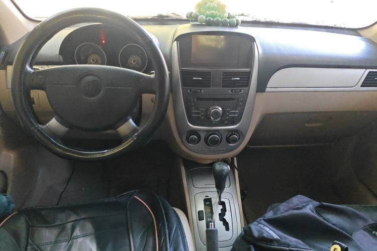 Used Buick Excelle 2011 1.6LX-AT Center Console