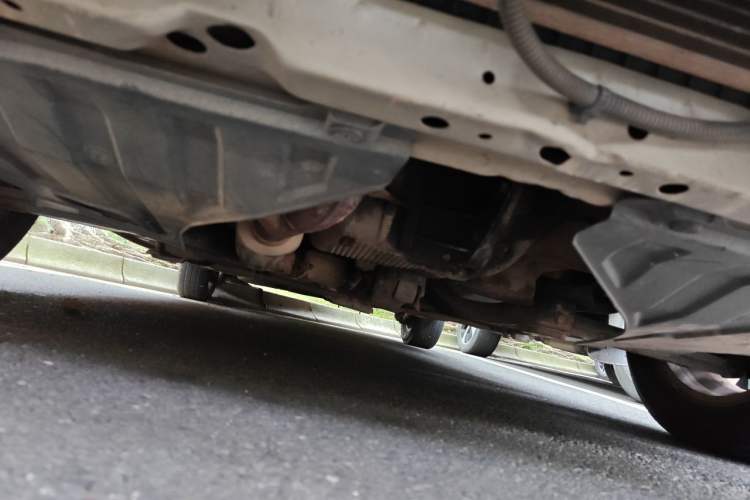 Used Buick Excelle 2011 1.6 LX-MT Chassis Front