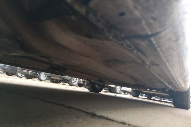 Used Buick Excelle 2011 1.6LX-AT Chassis Front Left