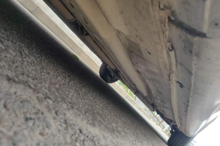 Used Buick Excelle 2011 1.6 LX-MT Chassis Front Left
