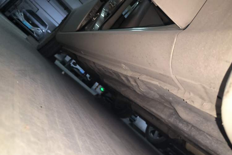 Used Buick Excelle 2011 1.6 LX-MT Chassis Front Right