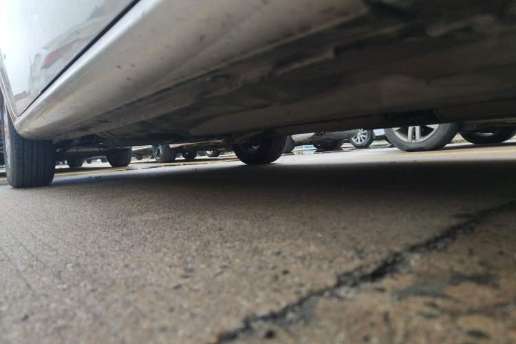 Used Buick Excelle 2011 1.6LX-AT Chassis Front Right