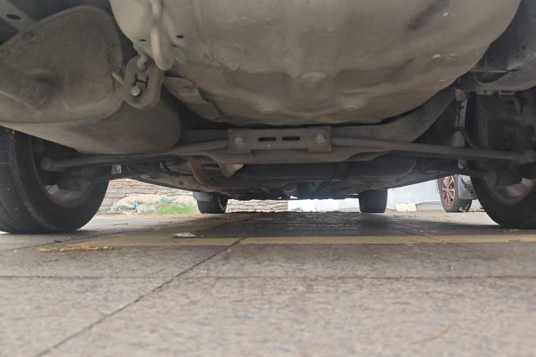 Used Buick Excelle 2011 1.6 LE-AT Chassis Rear