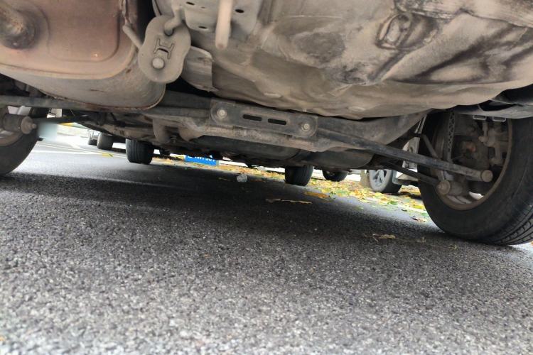 Used Buick Excelle 2011 1.6LX-AT Chassis Rear