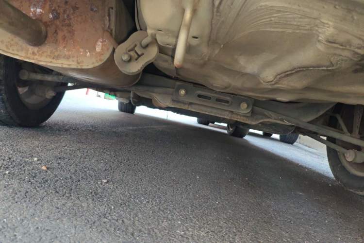 Used Buick Excelle 2011 1.6 LX-MT Chassis Rear