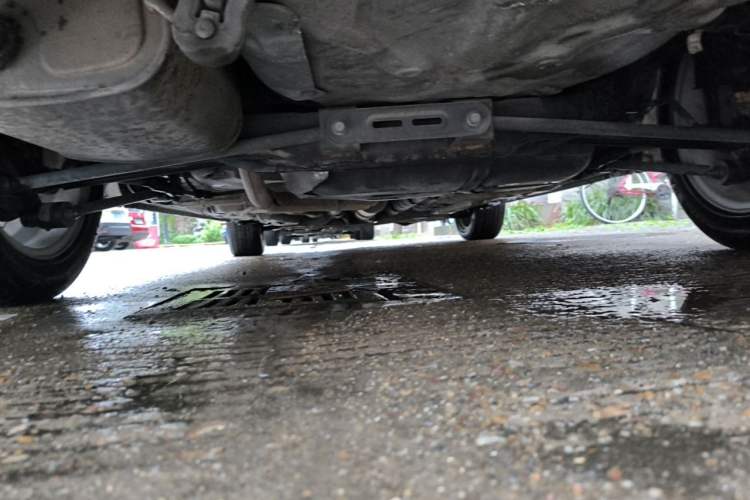 Used Buick Excelle 2011 1.6 LE-AT Chassis Rear