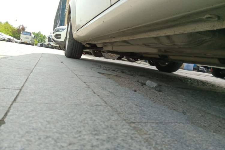 Used Buick Excelle 2011 1.6LX-AT Chassis Rear Left