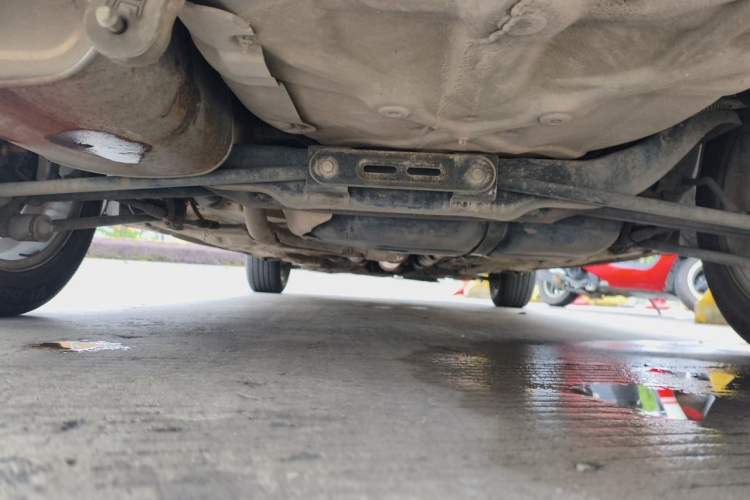 Used Buick Excelle 2011 1.6 LE-AT Chassis Rear