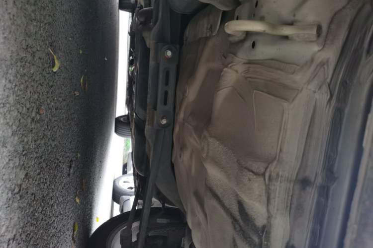 Used Buick Excelle 2011 1.6LX-AT Chassis Rear