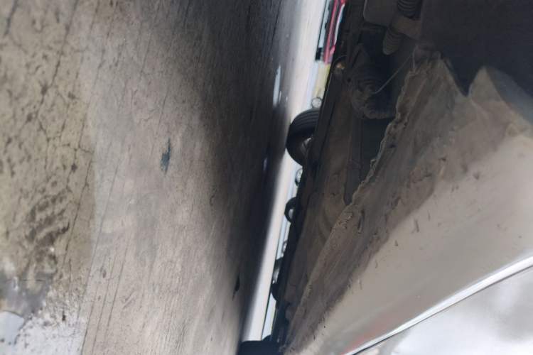 Used Buick Excelle 2011 1.6 LE-AT Chassis Rear Right