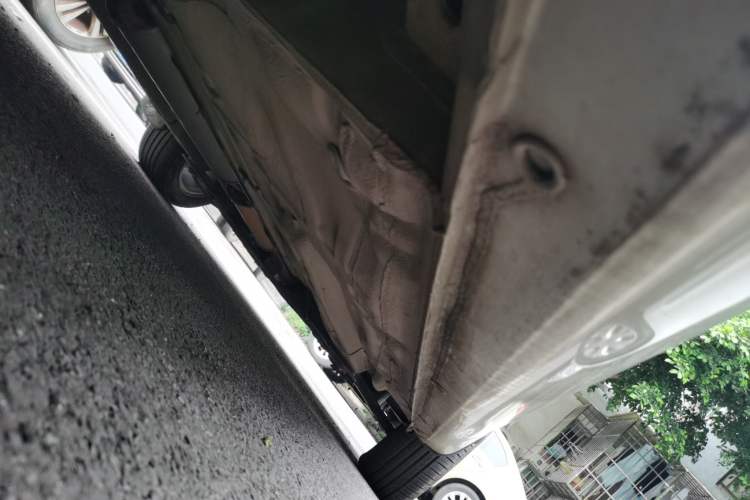 Used Buick Excelle 2011 1.6LX-AT Chassis Rear Right