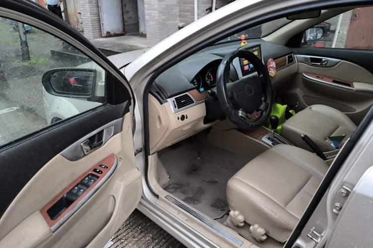 Used Buick Excelle 2011 1.6 LE-AT Driver Seat
