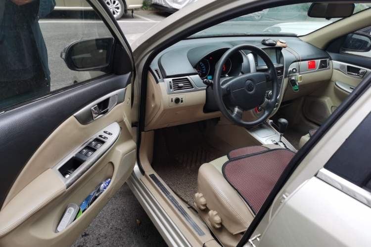 Used Buick Excelle 2011 1.6LX-AT Driver Seat