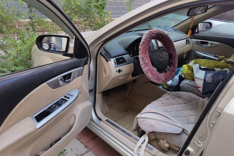 Used Buick Excelle 2011 1.6 LX-MT Driver Seat
