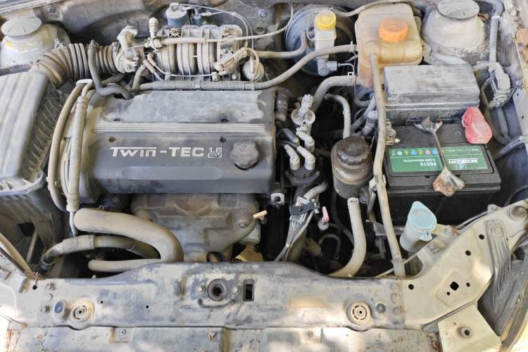 Used Buick Excelle 2011 1.6LX-AT Engine Bay
