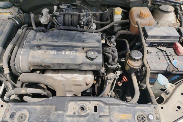 Used Buick Excelle 2011 1.6LX-AT Engine Bay