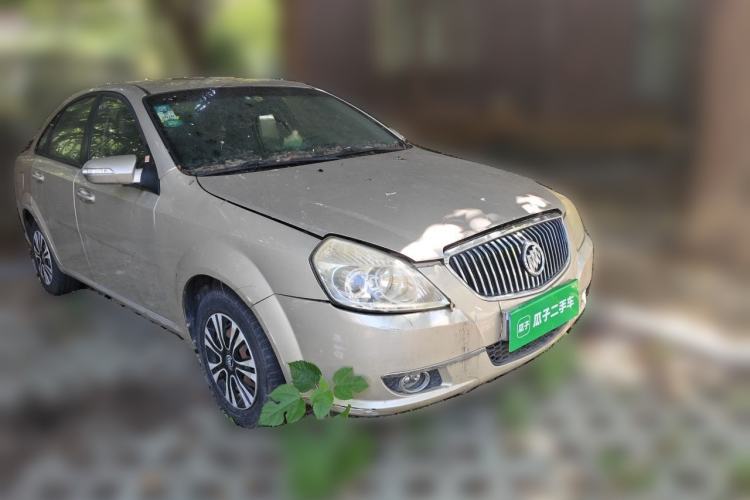 Used Buick Excelle 2011 1.6LX-AT Front Right 45 Deg