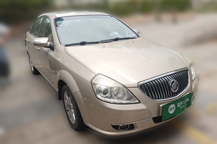 Used Buick Excelle 2011 1.6 LE-AT Front Right 45 Deg