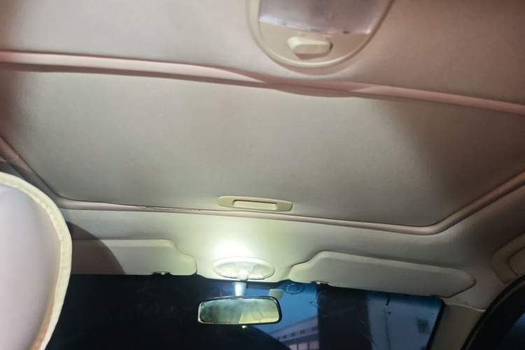 Used Buick Excelle 2011 1.6 LX-MT Headliner
