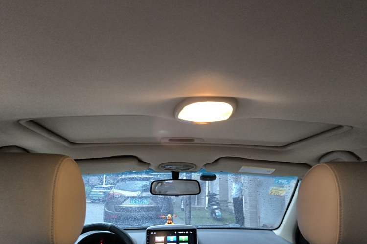 Used Buick Excelle 2011 1.6 LE-AT Headliner