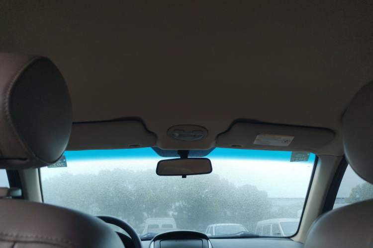 Used Buick Excelle 2011 1.6LX-AT Headliner