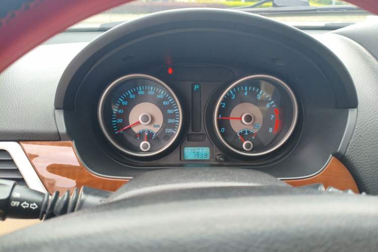 Used Buick Excelle 2011 1.6 LE-AT Instrument Cluster