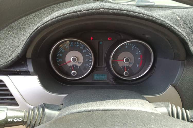 Used Buick Excelle 2011 1.6LX-AT Instrument Cluster