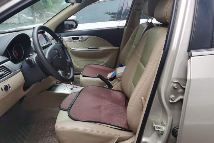 Used Buick Excelle 2011 1.6LX-AT Left Front Seat