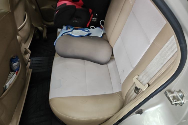Used Buick Excelle 2011 1.6 LX-MT Left Rear Seat