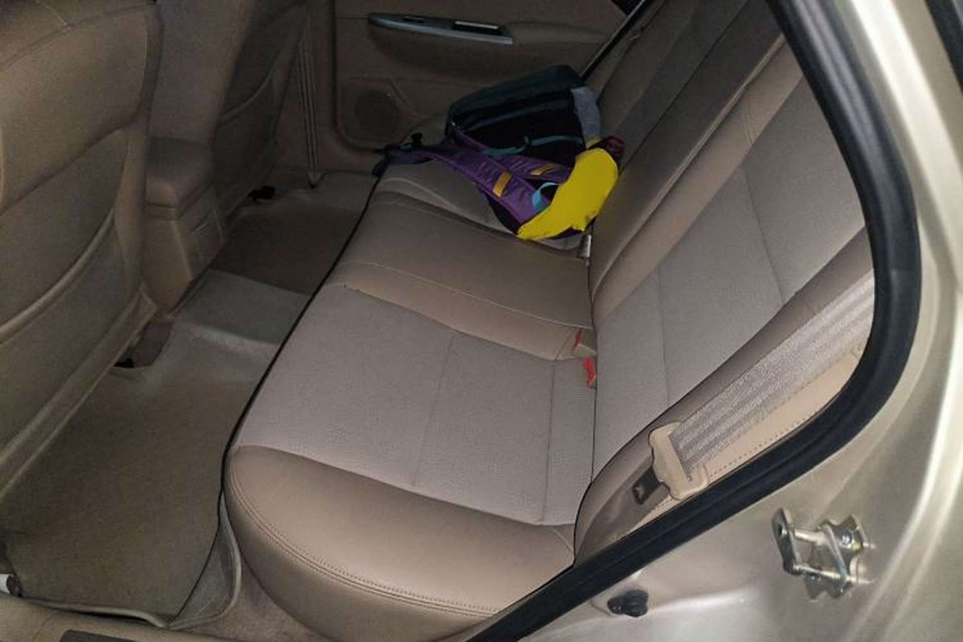 Used Buick Excelle 2011 1.6 LX-MT Left Rear Seat