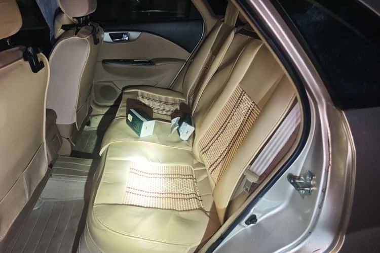 Used Buick Excelle 2011 1.6 LX-MT Left Rear Seat
