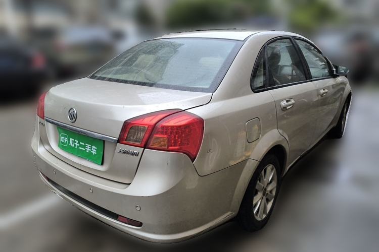 Used Buick Excelle 2011 1.6 LE-AT Rear Right 45 Deg