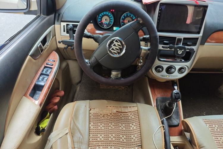 Used Buick Excelle 2011 1.6 LX-MT Steering Wheel