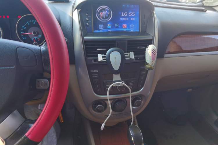 Used Buick Excelle 2013 1.5L Automatic Luxury Model Audio And AC Panel