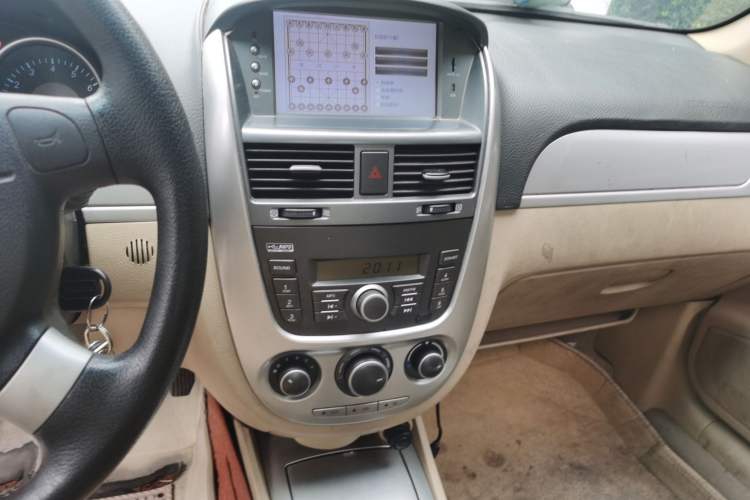 Used Buick Excelle 2013 1.5L Manual Classic Model Audio And AC Panel