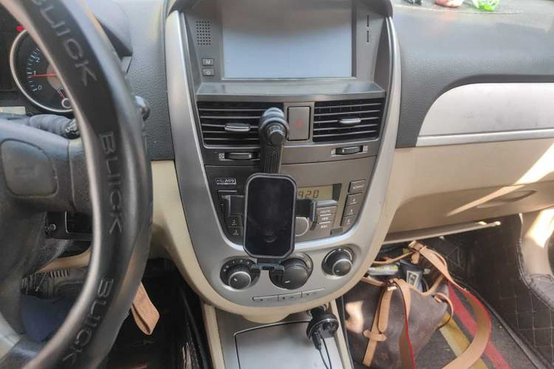 Used Buick Excelle 2013 1.5L Manual Classic Model Audio And AC Panel