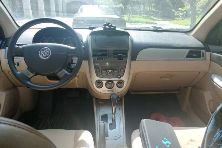 Used Buick Excelle 2013 1.5L Automatic Classic Model Audio And AC Panel