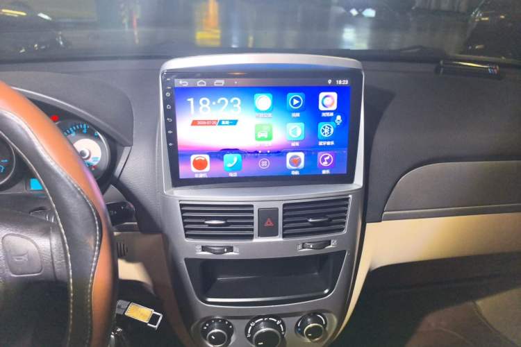 Used Buick Excelle 2013 1.5L Manual Classic Model Audio And AC Panel
